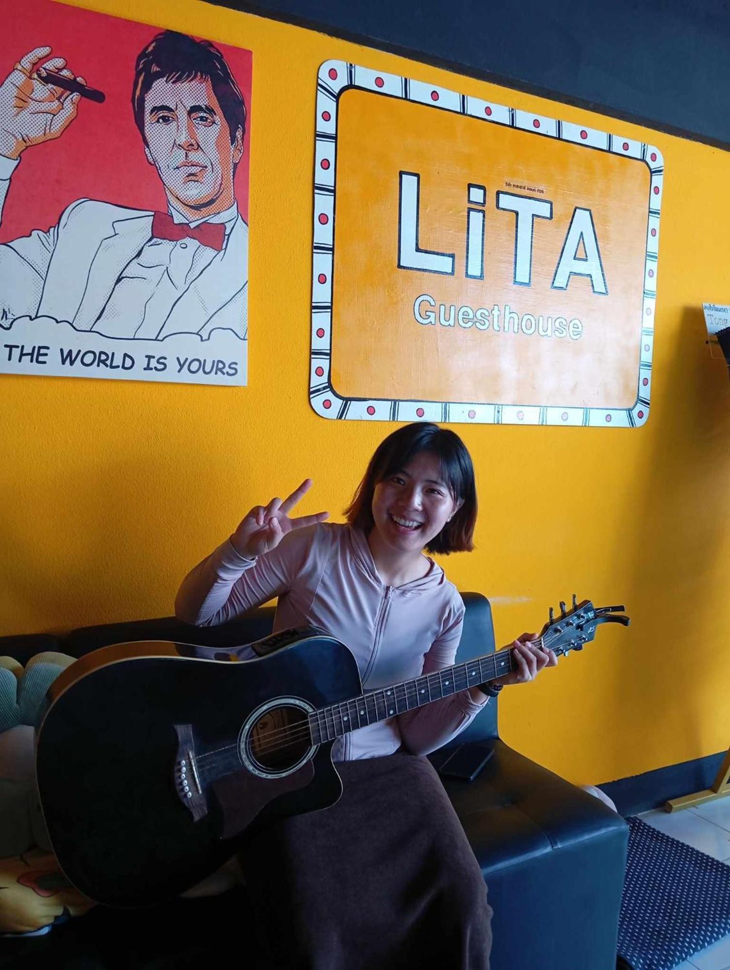 Lita Guesthouse Chiang Mai Ngoại thất bức ảnh